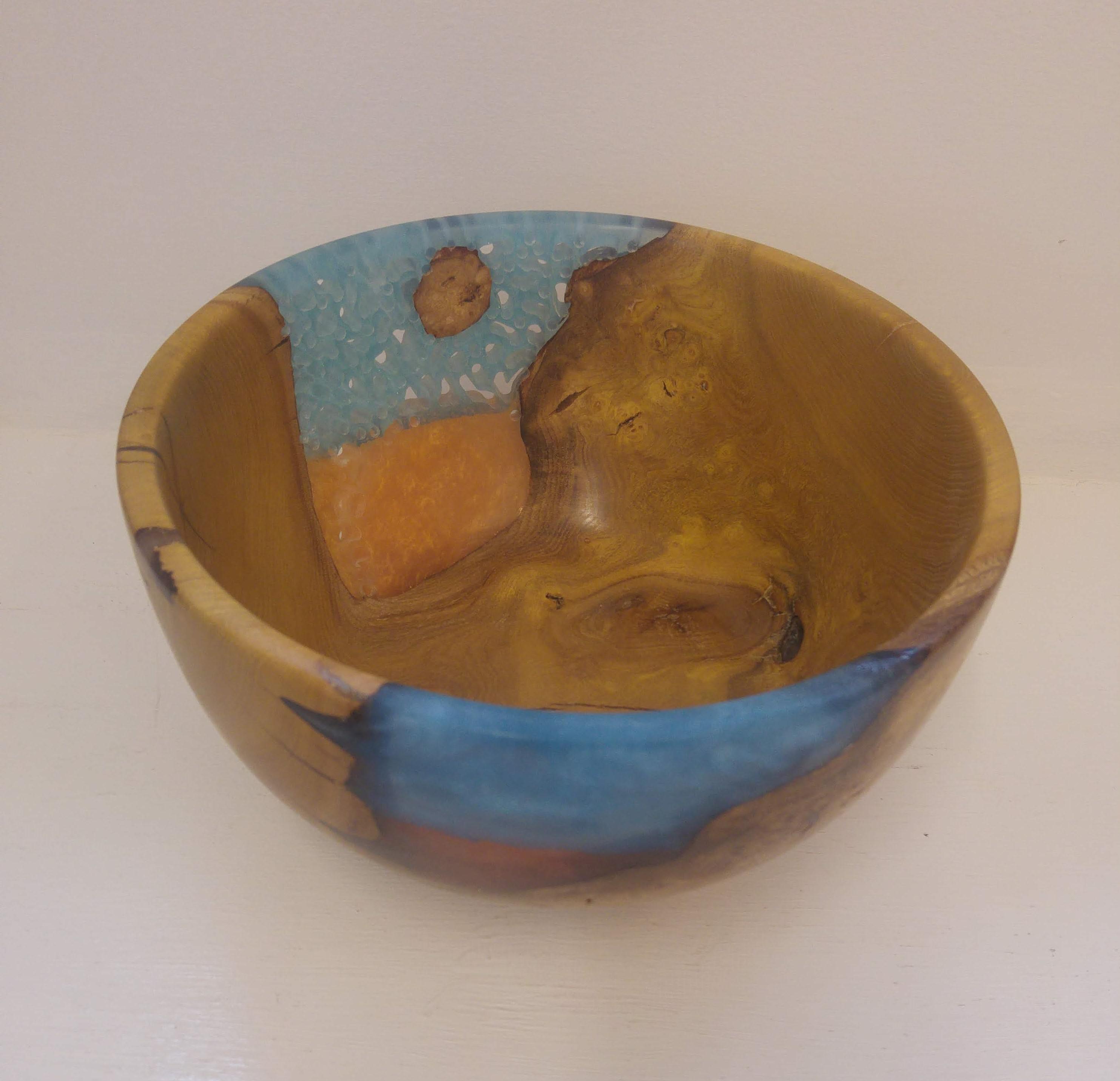 Mulberry and Pierced Resin Bowl