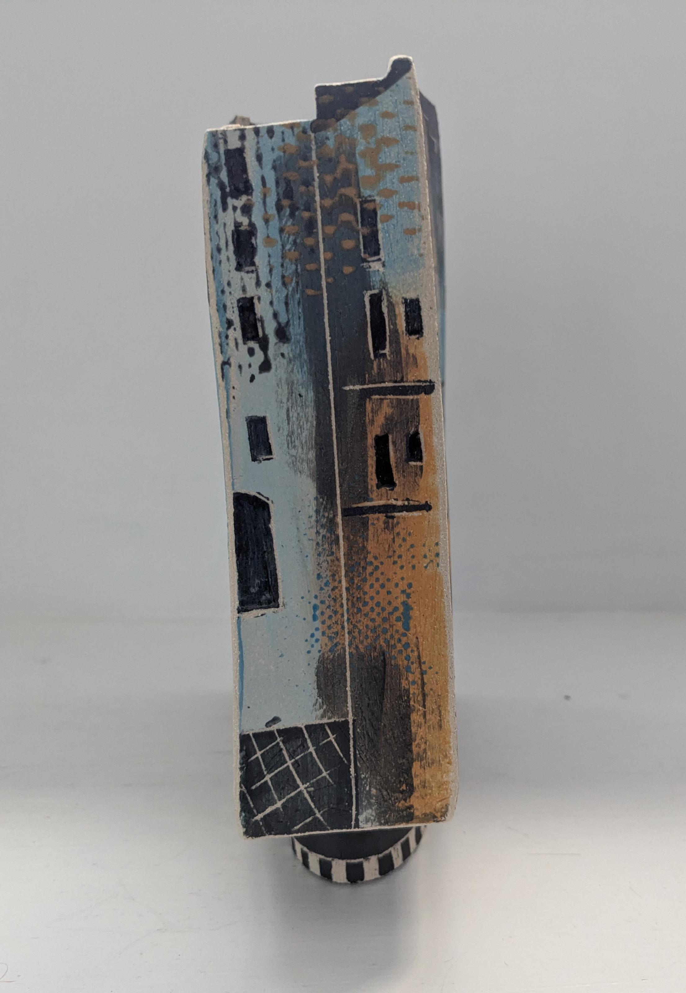 Large Riomaggiore Vessel - LC27