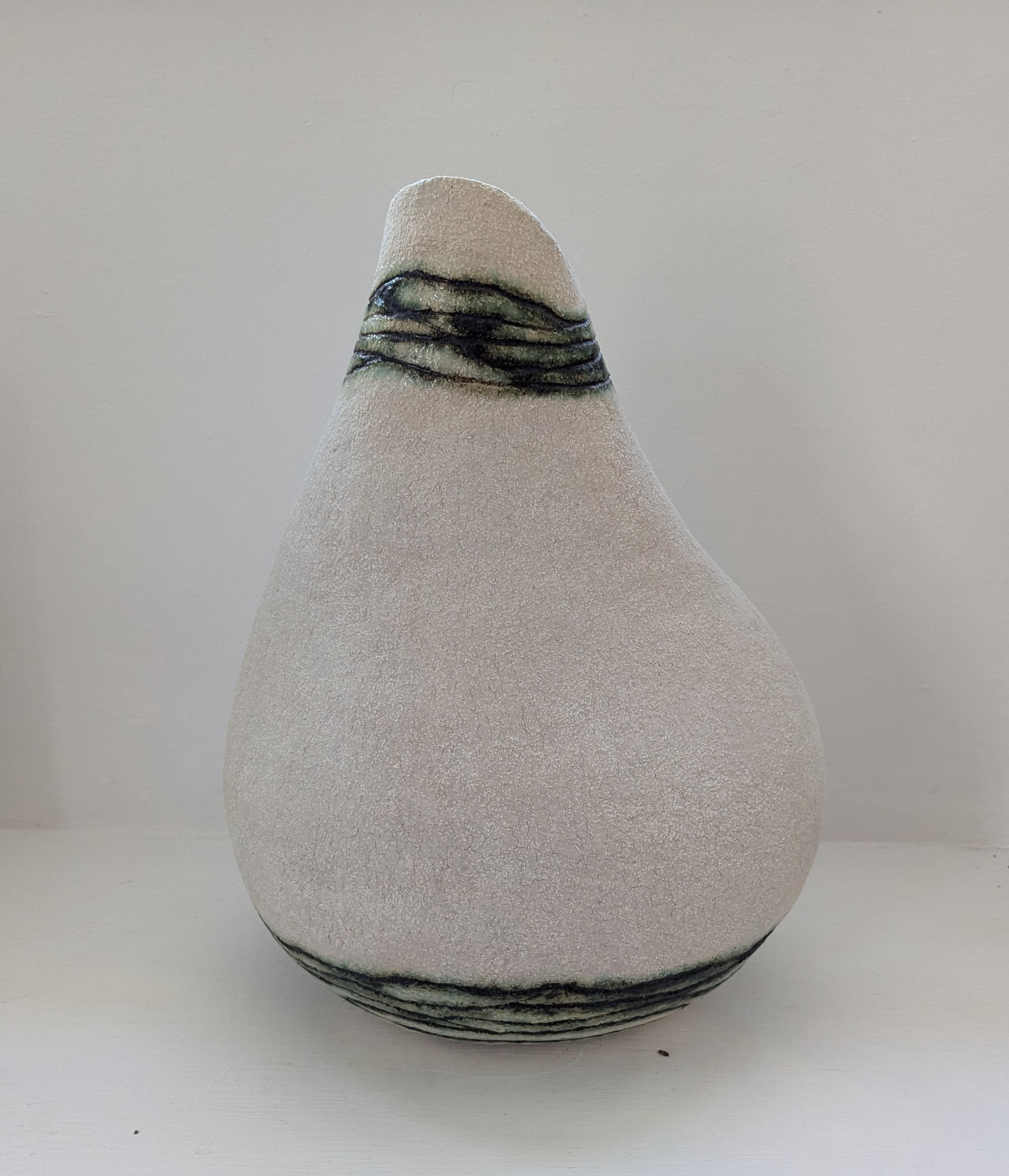 Large Cream Texture Vessel