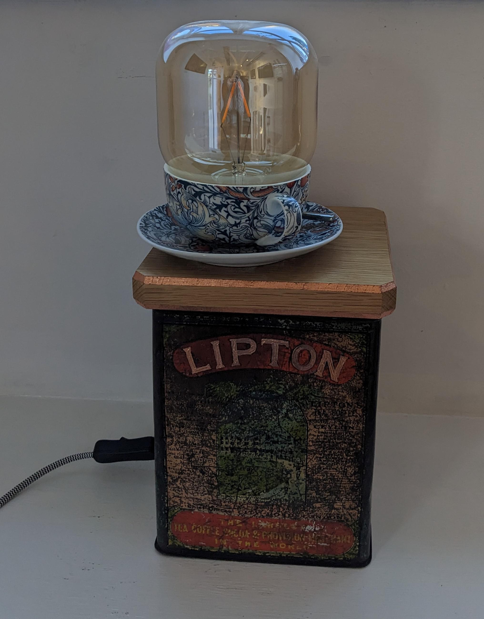 Liptons Lamp