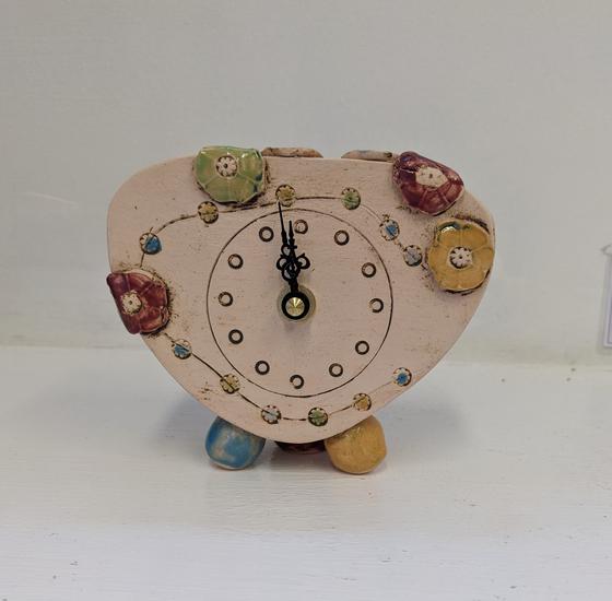 Flower Mantle Clock with Pebble Feet
