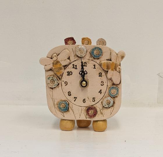 Bee and Flowers Mantle Clock with Pebble Feet