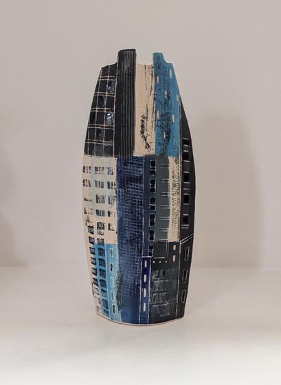Flat New York Blue Vessel